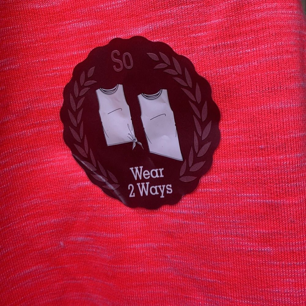 SO Athletic Top sz. L NWT - Picture 2 of 2